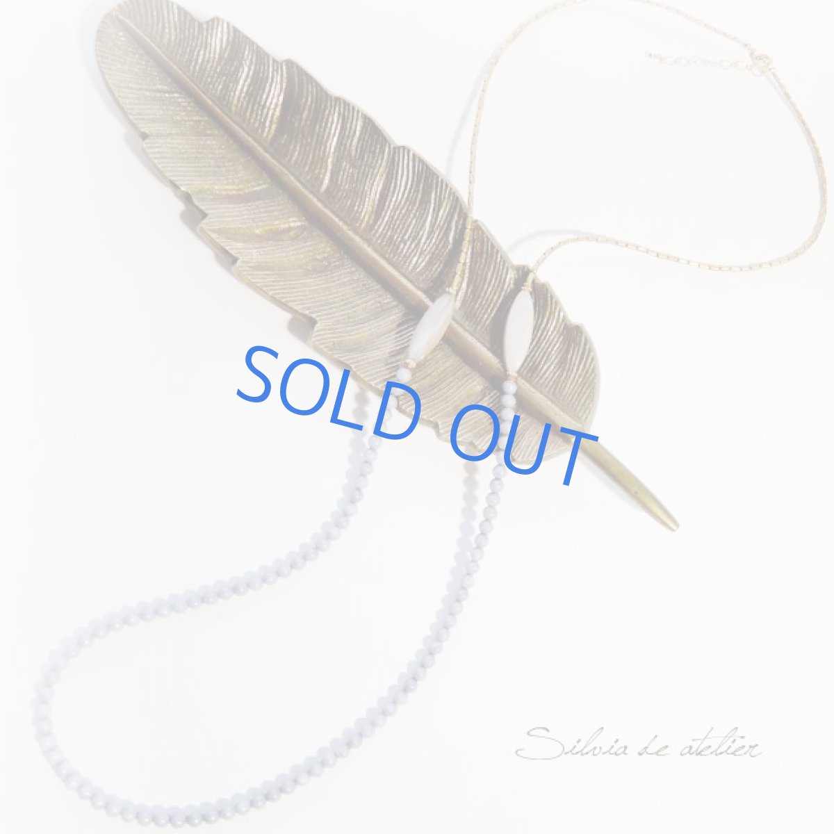 画像3: ＜限定1＞シェル＆グレーラベンダー　チェコガラスビーズ　　真鍮ビーズロングネックレス (3)