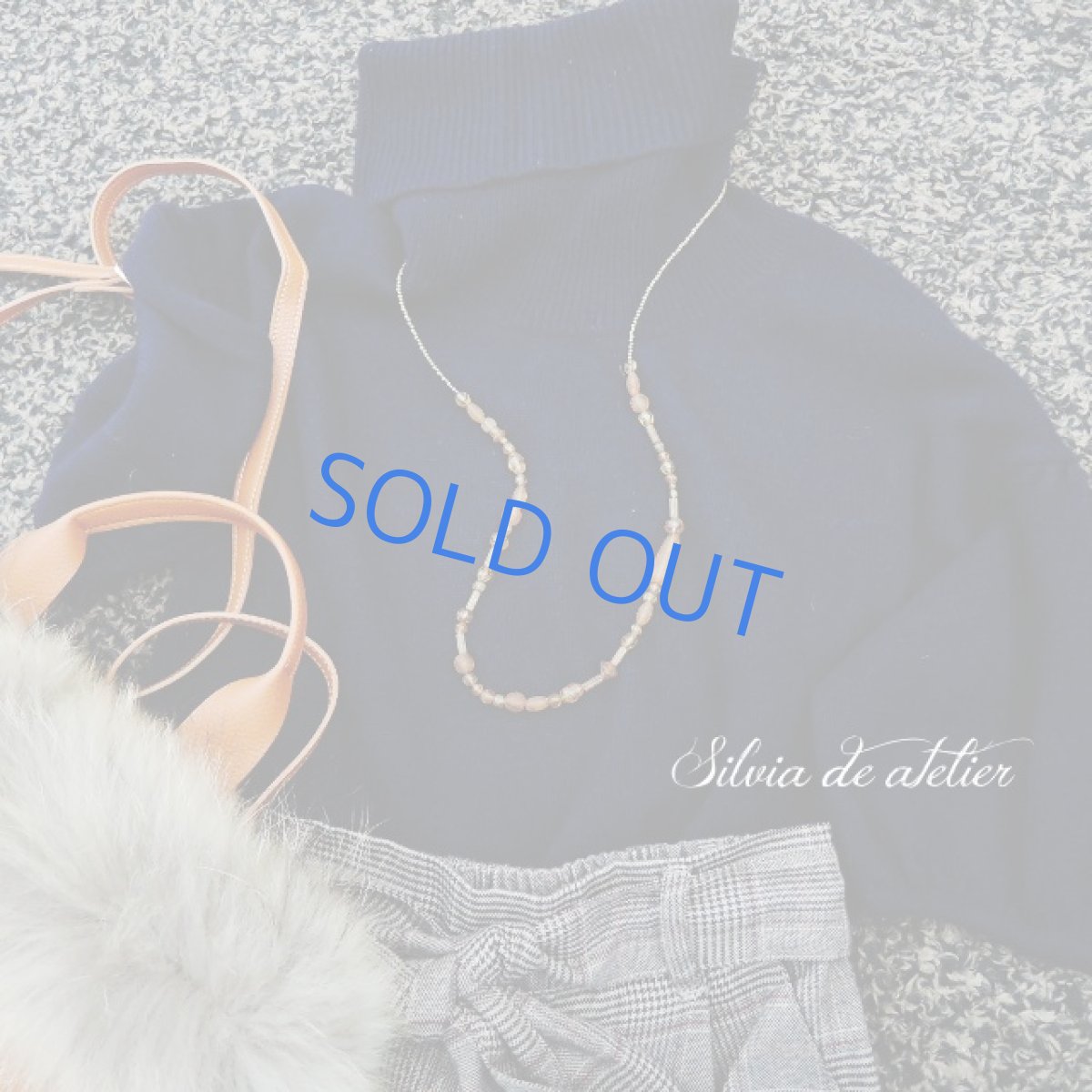 画像7: <各限定1・SELECT>琥珀カラー チェコグラスビーズ アンティークゴールドロングネックレス (7)