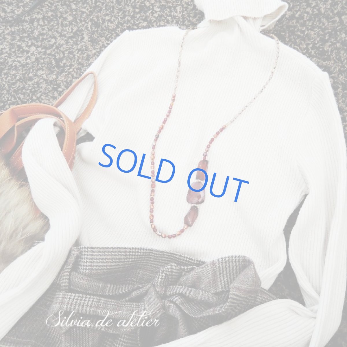 画像7: ＜限定1＞大粒ワインレッドアクリル　アシンメトリー　ロングネックレス (7)