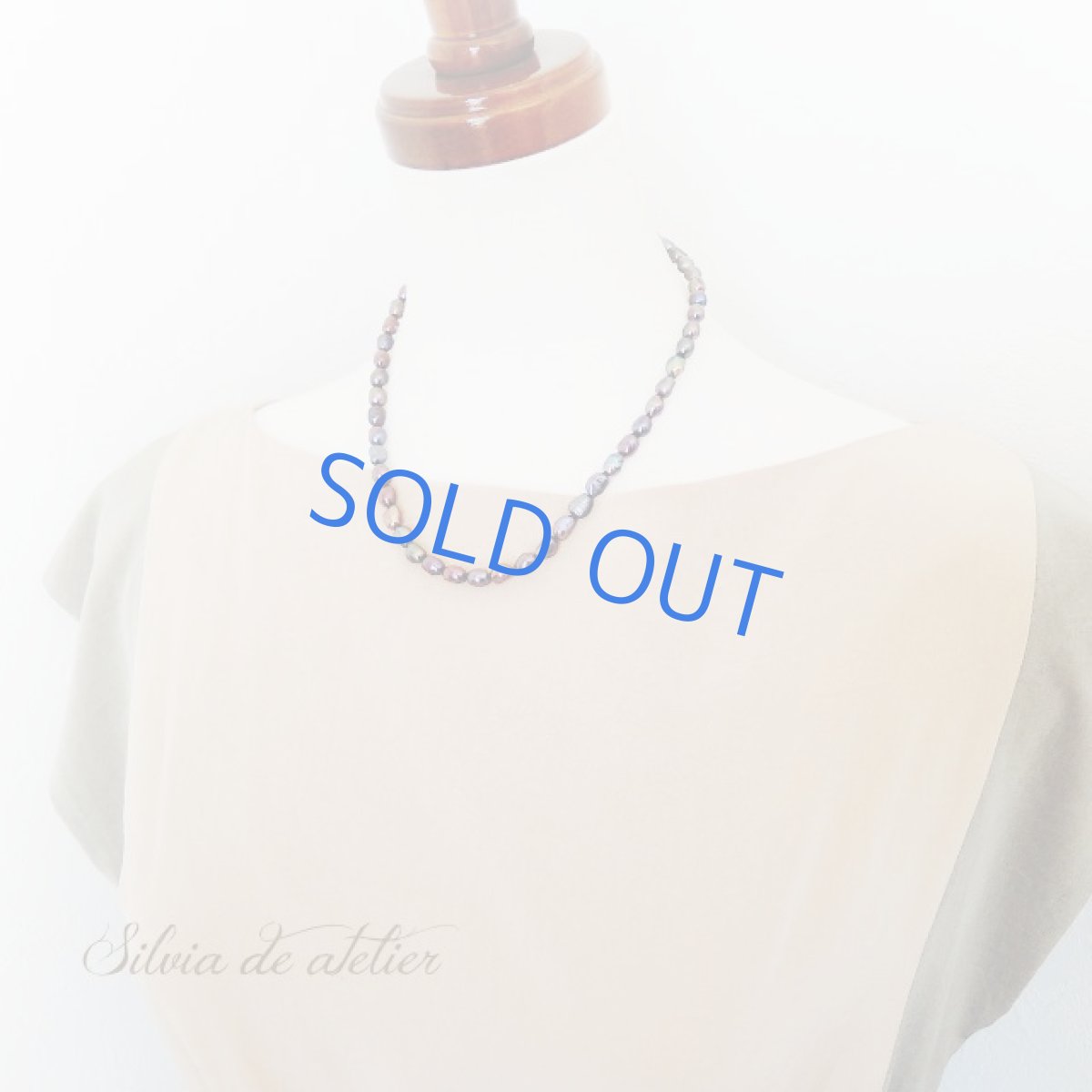 画像5: ＜限定1＞ネイビー　淡水パール　ライス　ショートネックレス (5)