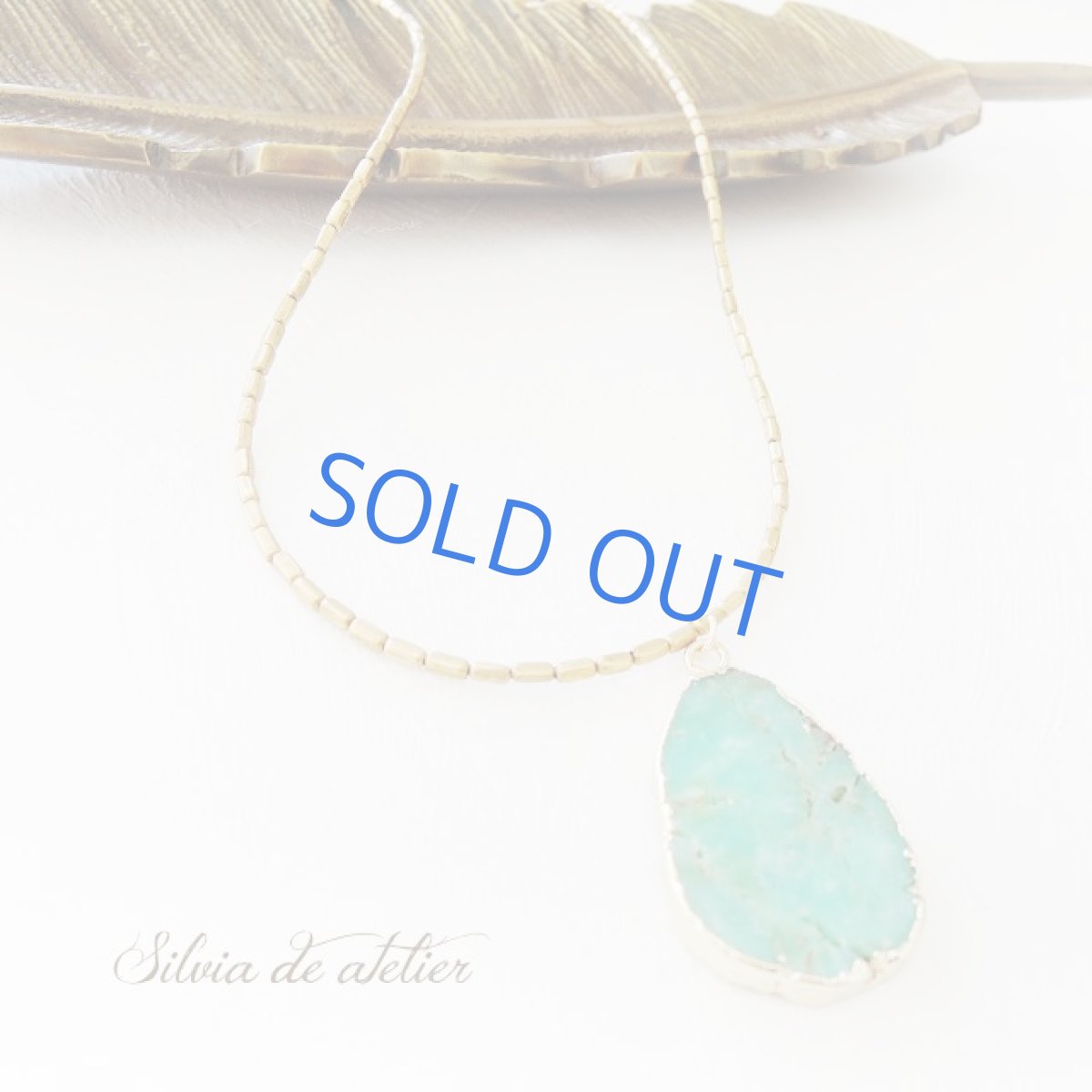 画像3: <限定1・ミディアムグリーン>クリソプレイズ 大粒原石スライスチャーム 真鍮製ビーズロングネックレス (3)