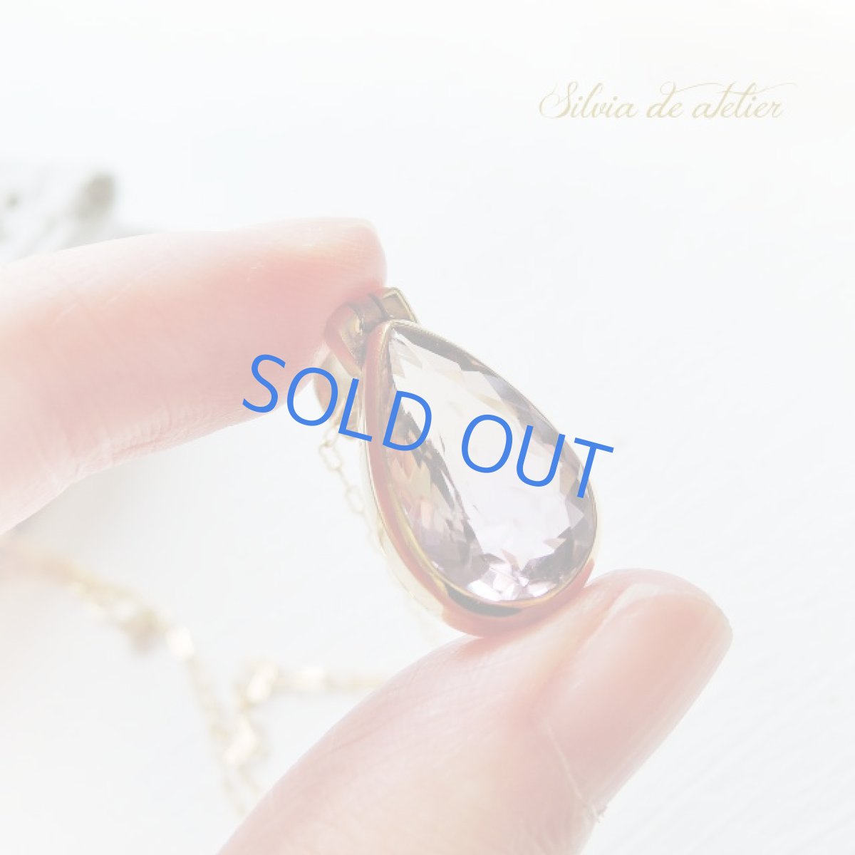 画像2: ＜1点もの・A＞超大粒　宝石質　ボリビア産非加熱　AAAAアメトリン　ティアドロップジェム　フレームペンダントネックレス (2)