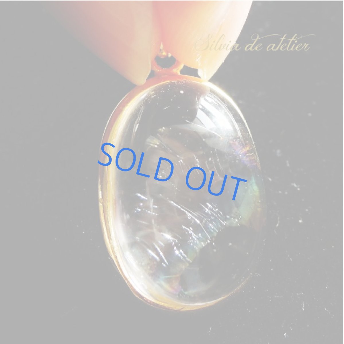 画像2: ＜1点もの・C＞AAAランク　アイリスクォーツ(レインボークォーツ）　フレームストーン　14kgfネックレス (2)