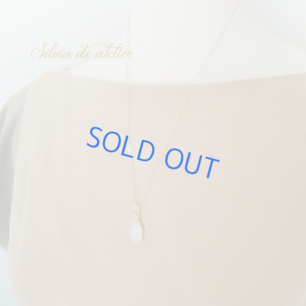 画像8: ＜1点もの・B＞AAAランク　ロイヤルブルームーンストーン（ペリステライト）　細長　カボション　14kgf　ネックレス  (8)