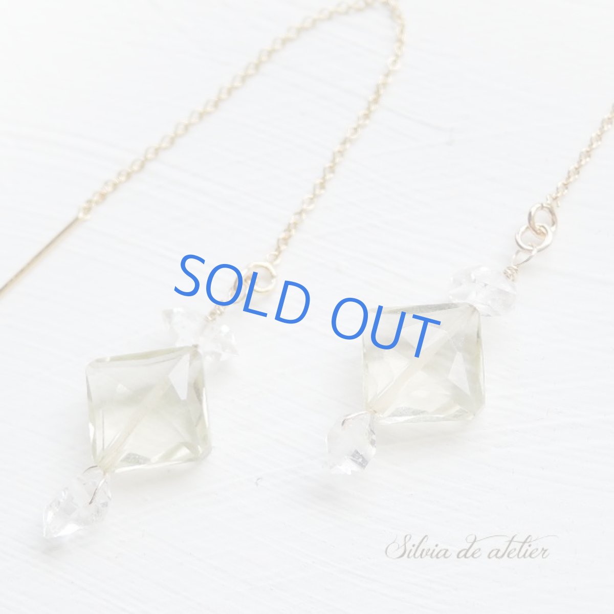 画像2: ＜1点もの＞レモンクォーツ　ダイヤカット　NYハーキマーダイヤモンド　14kgfラインピアス (2)