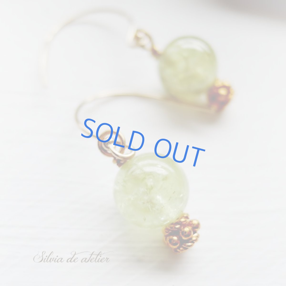 画像2: ＜1点もの・イヤリング変更可＞グリーンガーネット　ラウンド　14kgfピアス (2)