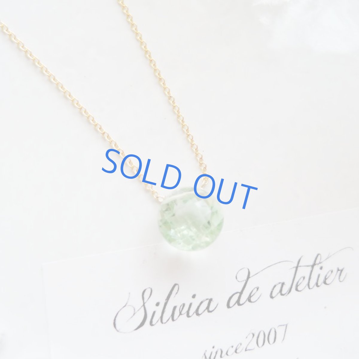 画像4: ＜訳あり１のみ・AAA＞若草色♪　宝石質グリーンフローライト　ラウンドジェム　14kgfネックレス (4)