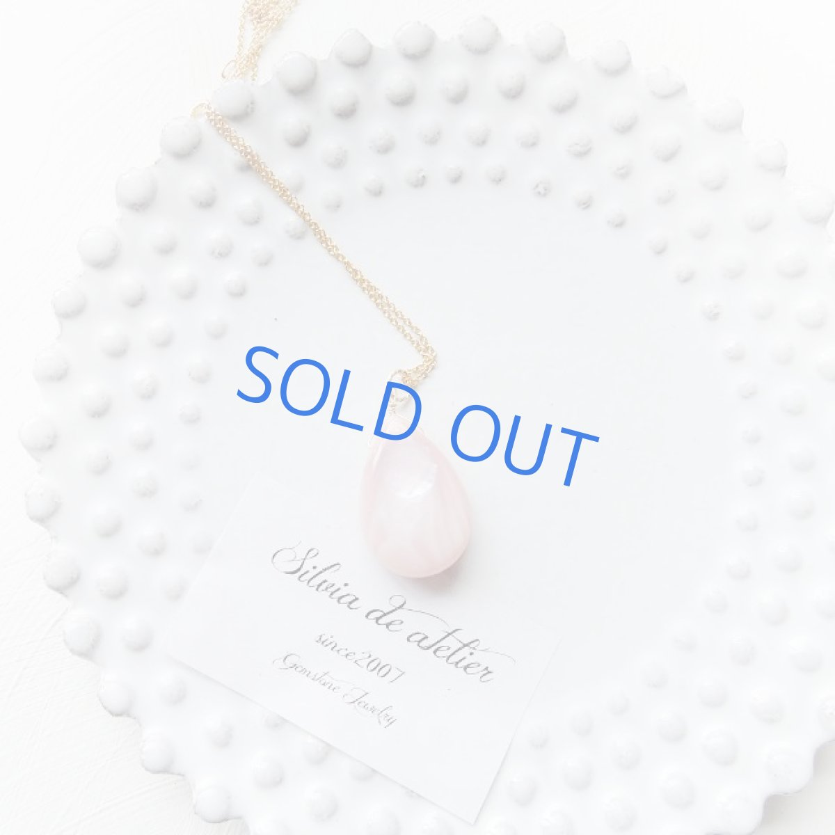 画像6: 残り2　半額SALE　桜カラー　ピンクシェル　大粒　ペアシェイプ　サージカルステンレスネックレス約50cm (6)