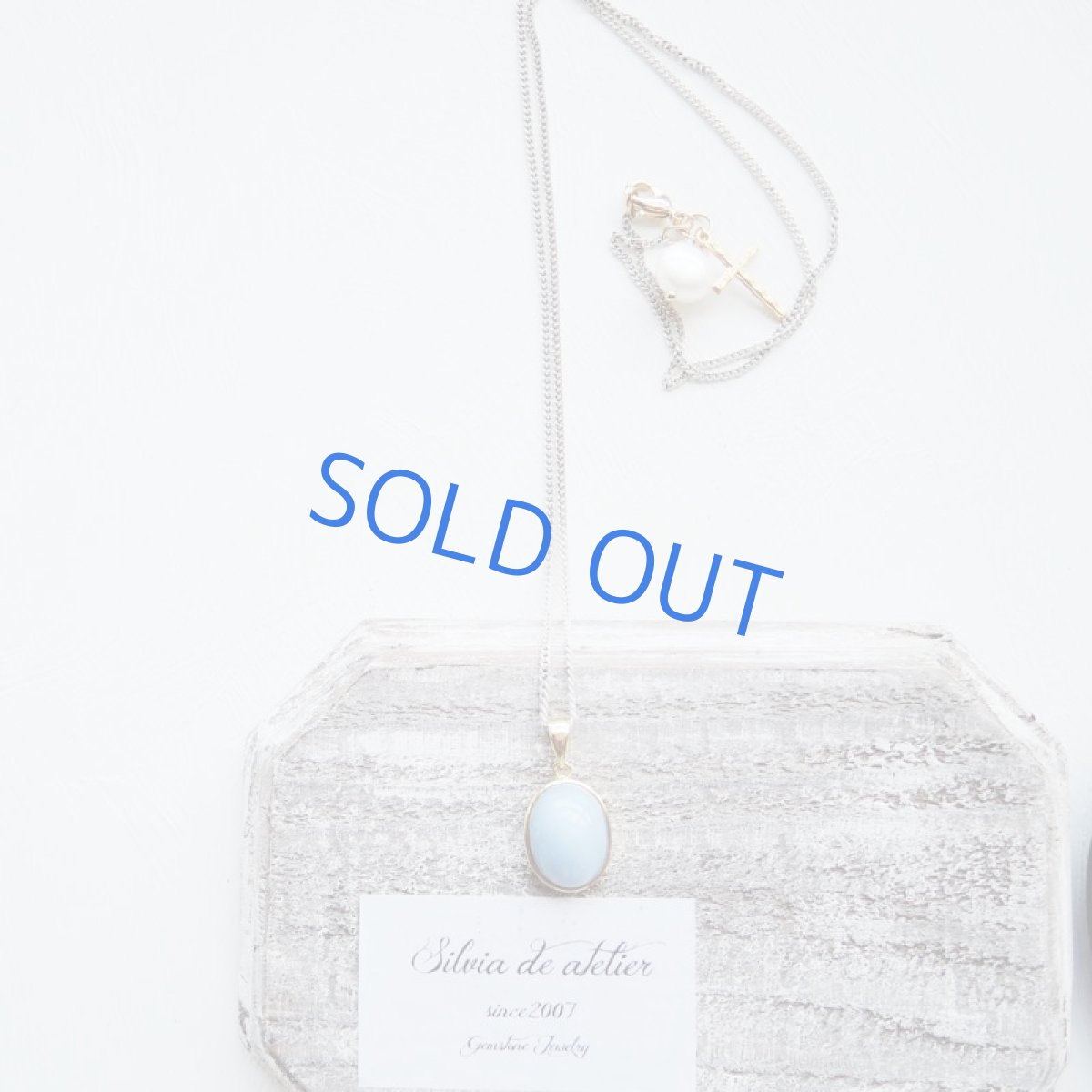 画像3: 【残り１】２WAY　ペルー産　ブルーオパール　オーバル型　カボション　ホワイトチェーンネックレス (3)