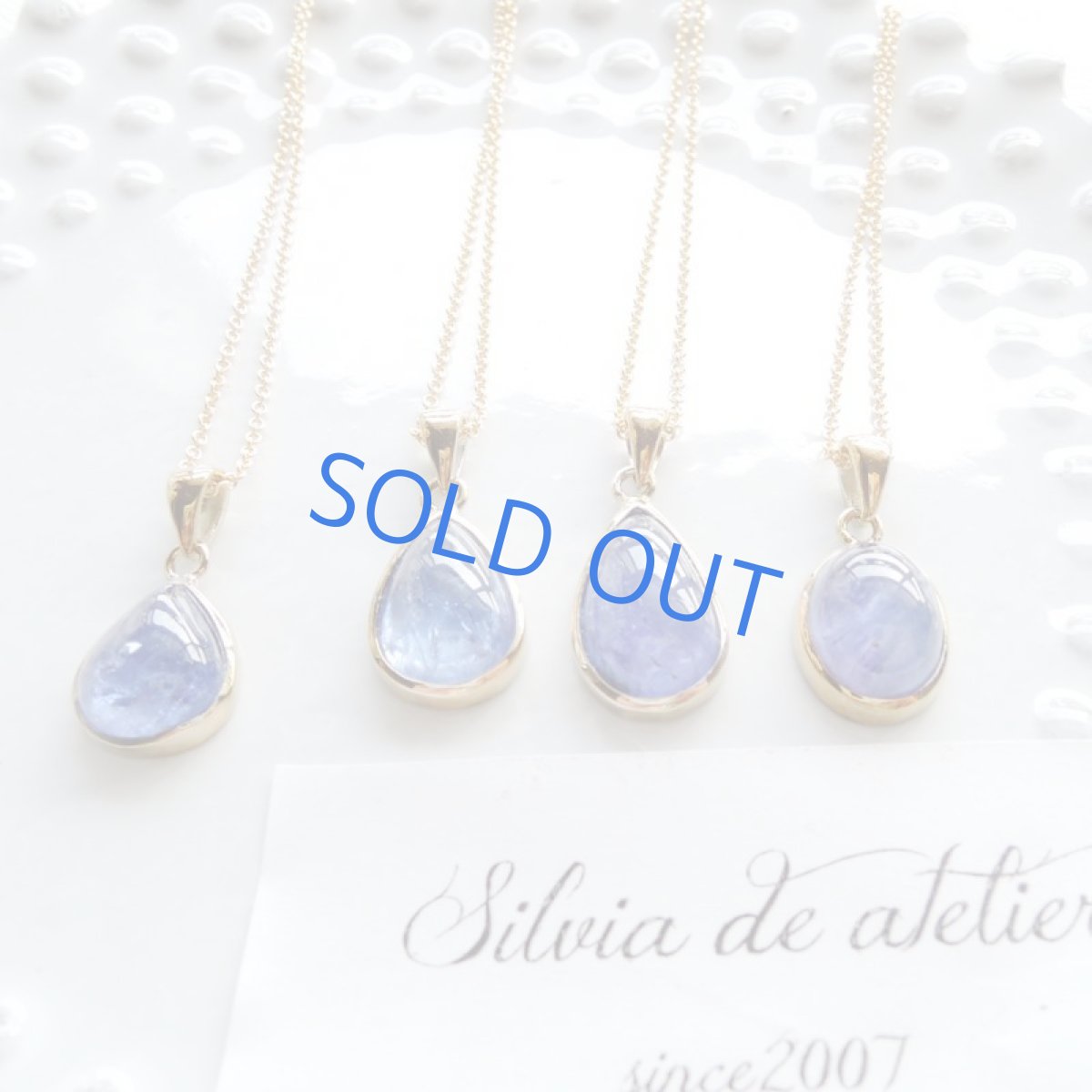 画像9: <1点もの・D>AAAランク タンザナイト オーバル型フレームストーン 14kgfネックレス (9)