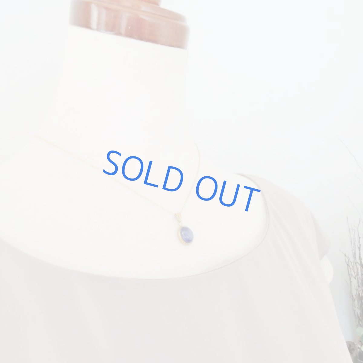 画像6: <1点もの・D>AAAランク タンザナイト オーバル型フレームストーン 14kgfネックレス (6)