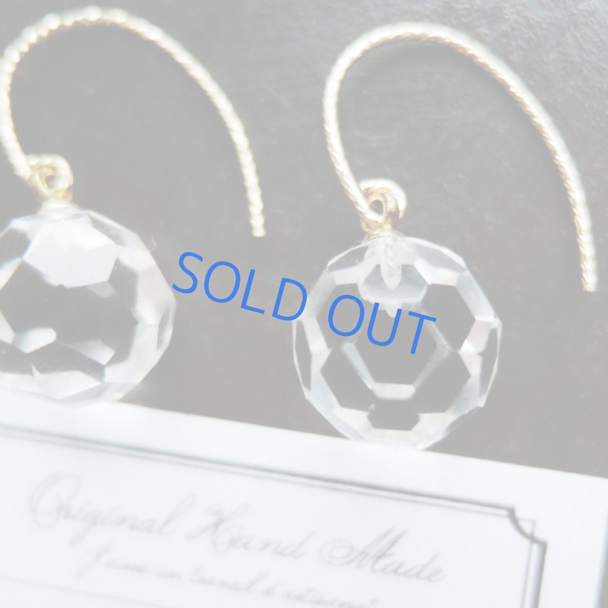 画像3: 【残り1ペア・イヤリング変更可】大粒　AAA　バッキーボールカット　クリスタル　14kgfグリッターフープフックピアス (3)