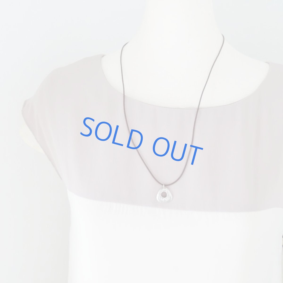 画像6: 【限定1・梨】カレンシルバー チャーム 牛革コードネックレス (6)