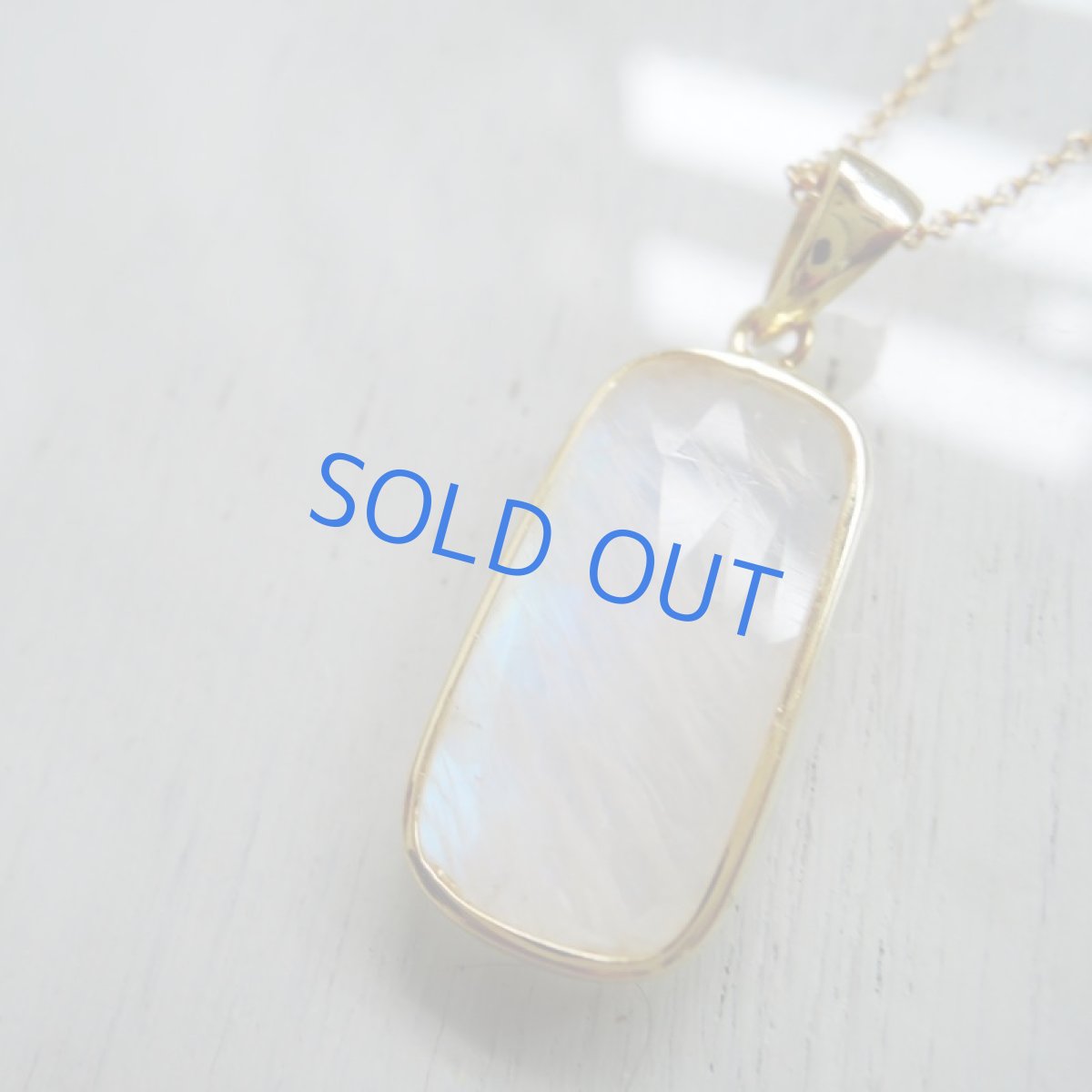 画像4: 【限定1・シカク】AAA+ レインボームーンストーン フレーム 14kgf40cmネックレス (4)