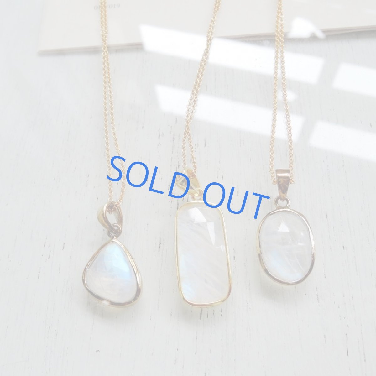 画像8: 【限定1・シカク】AAA+ レインボームーンストーン フレーム 14kgf40cmネックレス (8)