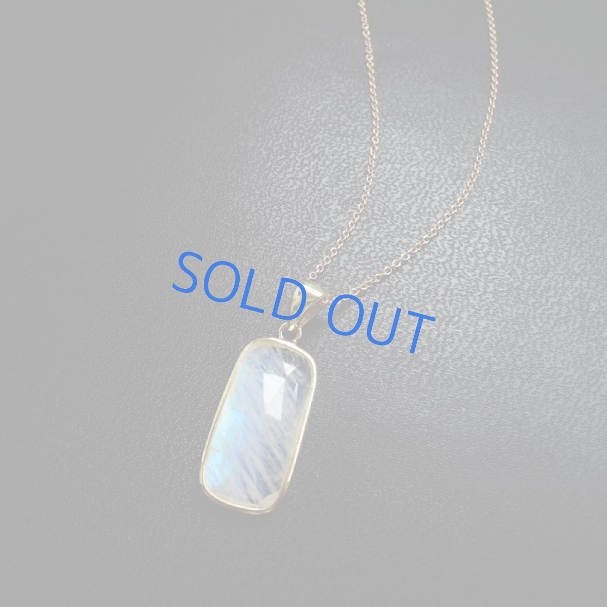 画像3: 【限定1・シカク】AAA+ レインボームーンストーン フレーム 14kgf40cmネックレス (3)