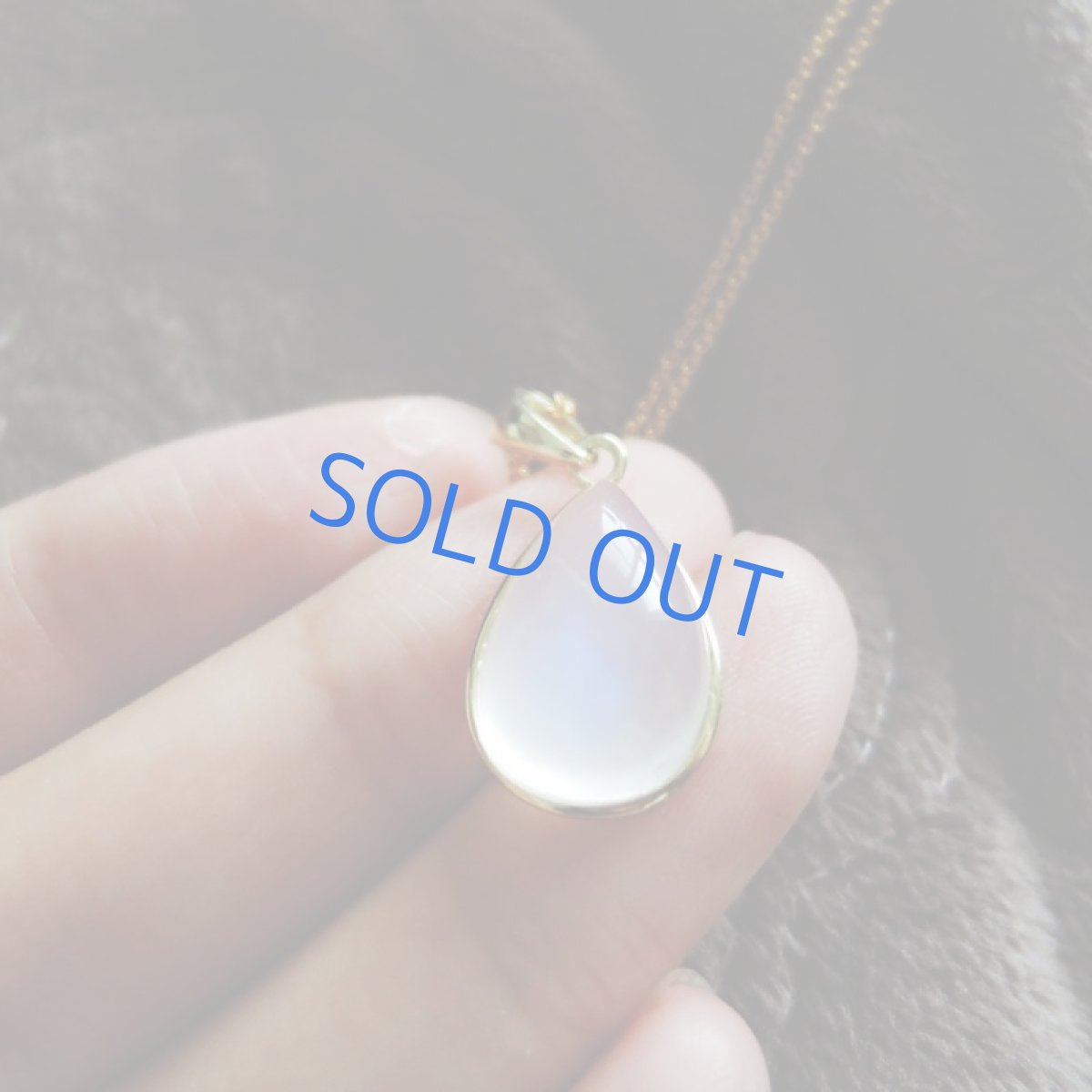 画像3: 【1点もの・C】AAA　ロイヤルブルームーンストーン(ペリステライト）細長　カボション　14kgfネックレス40cm (3)