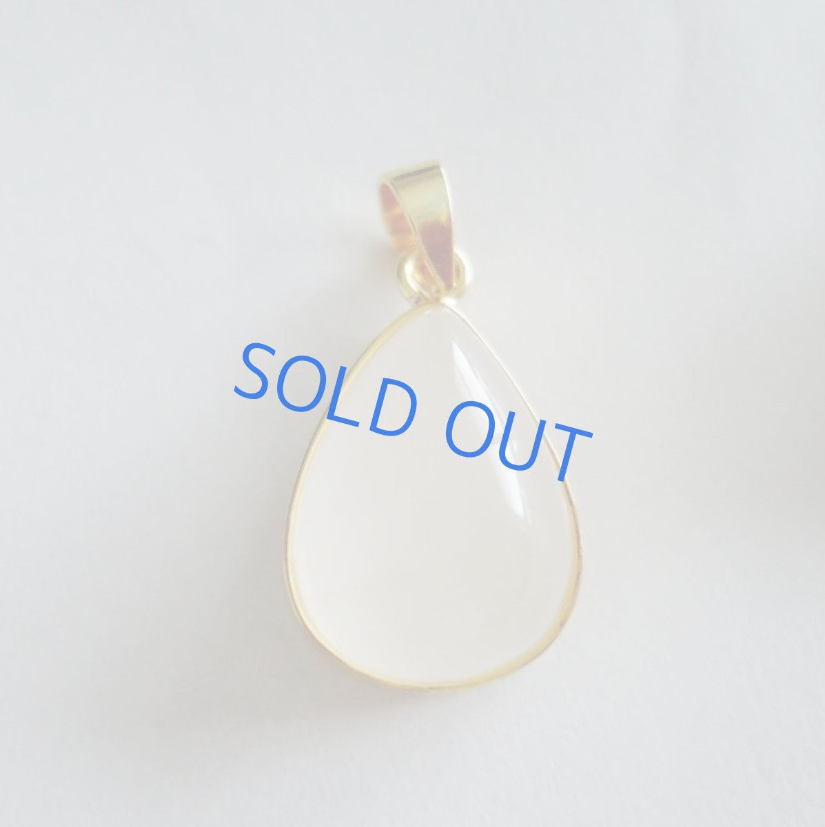 画像4: 【1点もの・F】AAA ロイヤルブルームーンストーン(ペリステライト)細長 カボション 14kgfデザインネックレス50cm (4)