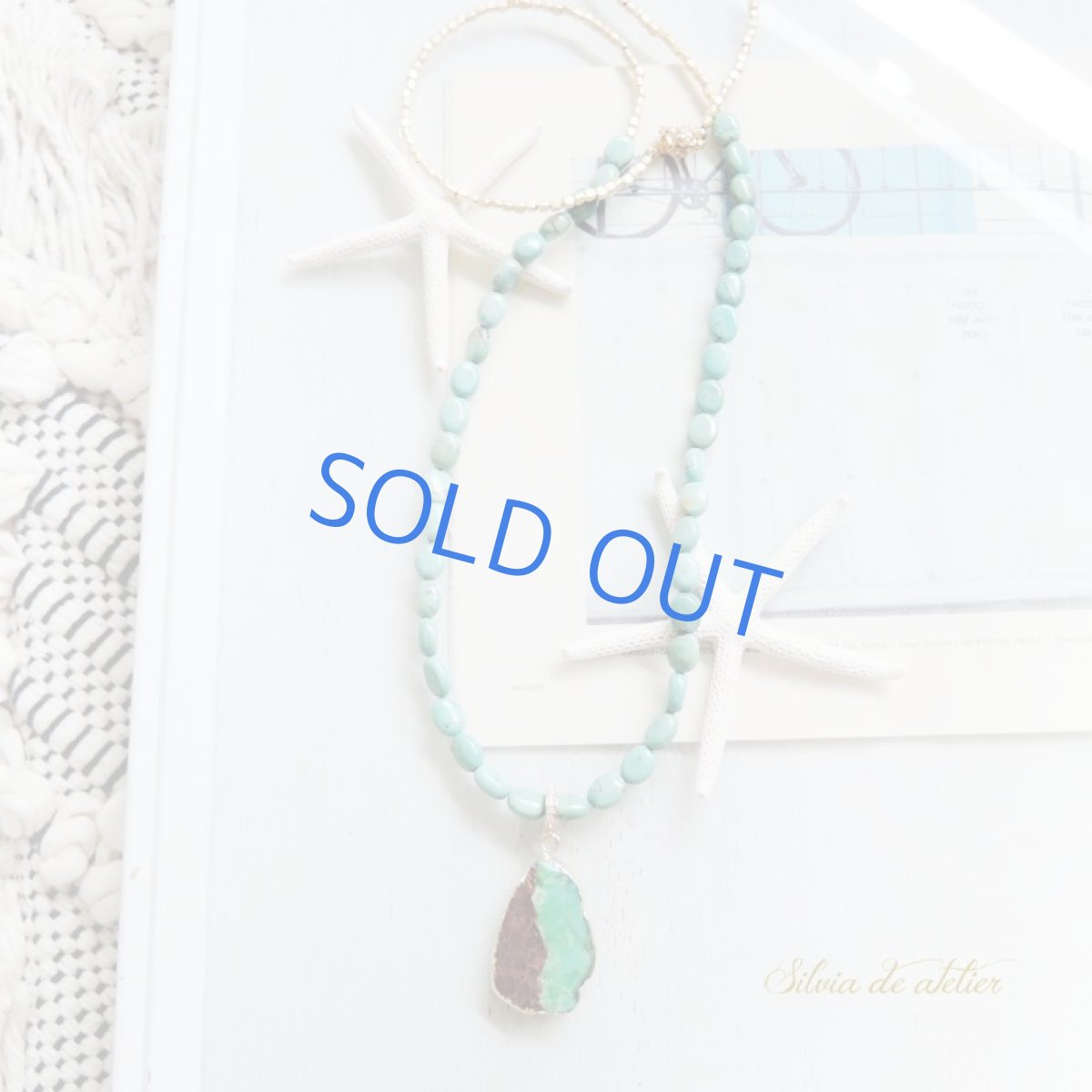 画像2: 【1点もの・B】大粒 クリソプレーズ × グリーンターコイズ バイカラーロングネックレス (2)