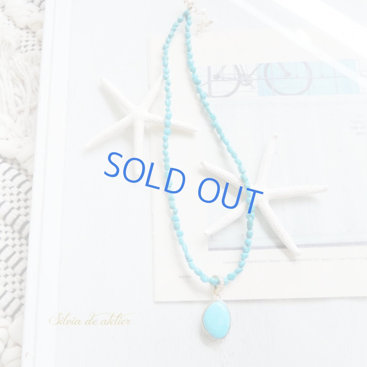 画像5: 【1点もの・B】スリーピングビューティーターコイズチャーム　ショートターコイズネックレス (5)