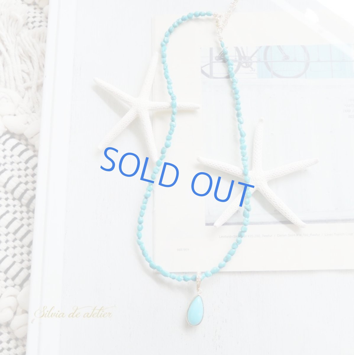 画像4: 【1点もの・C】スリーピングビューティーターコイズチャーム ショートターコイズネックレス (4)