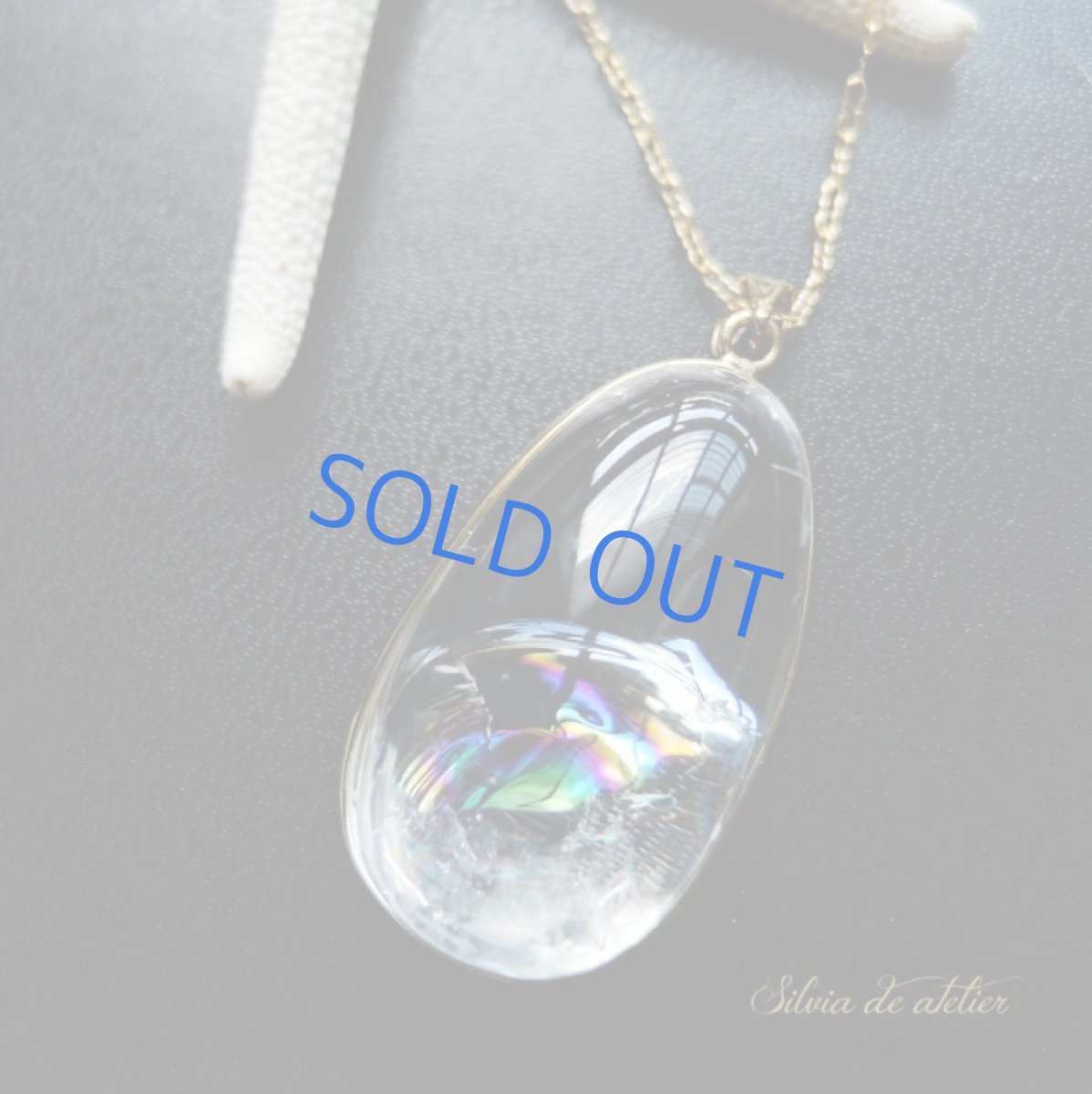 画像4: 【1点もの・B】超大粒 アイリスクォーツ(レインボークォーツ) ペンダントネックレス (4)