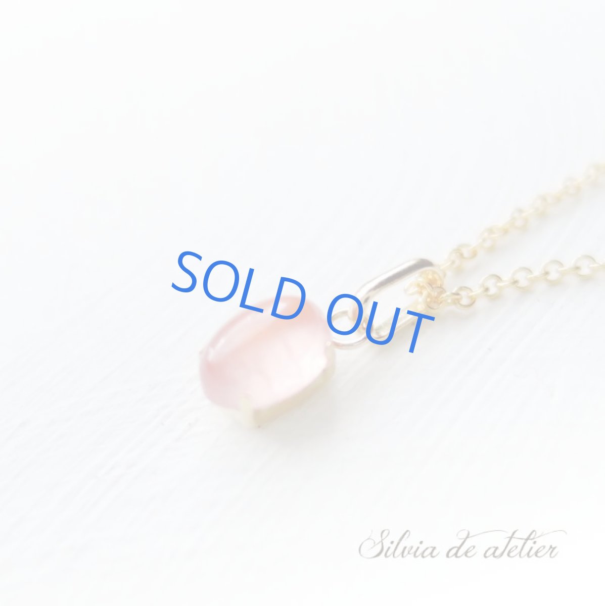 画像2: 【1点もの】レア!北海道産 宝石質インカローズ 18Kフレーム 14kgfネックレス (2)