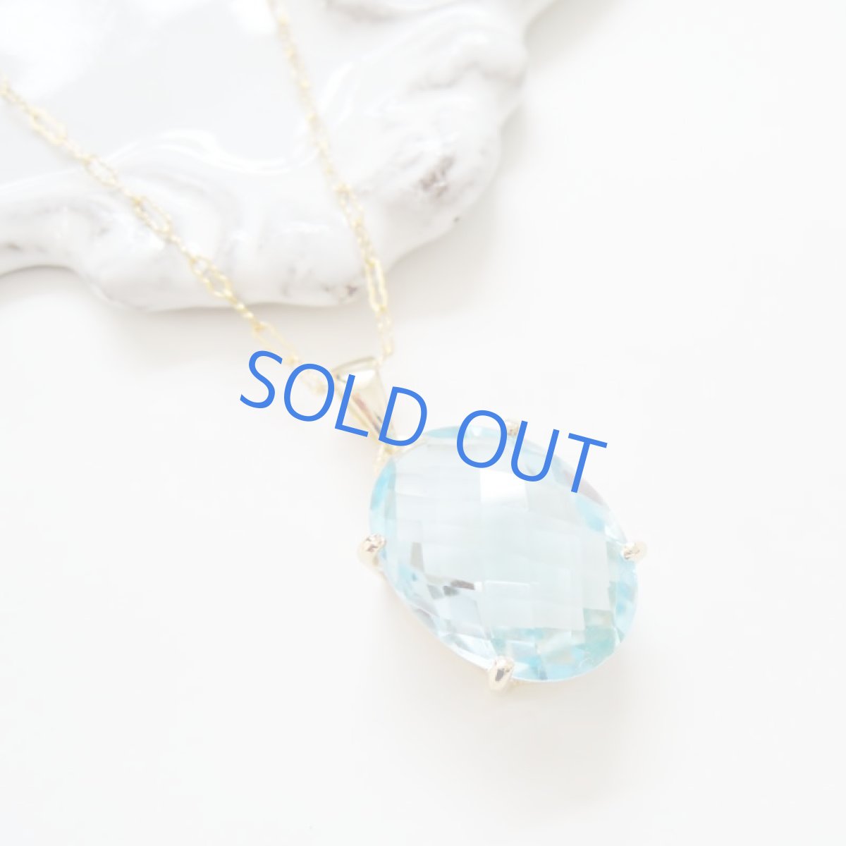 画像2: 【残り1】希少！超大粒　宝石質　スカイブルートパーズ　オーバル　14kgf約50cmネックレス (2)