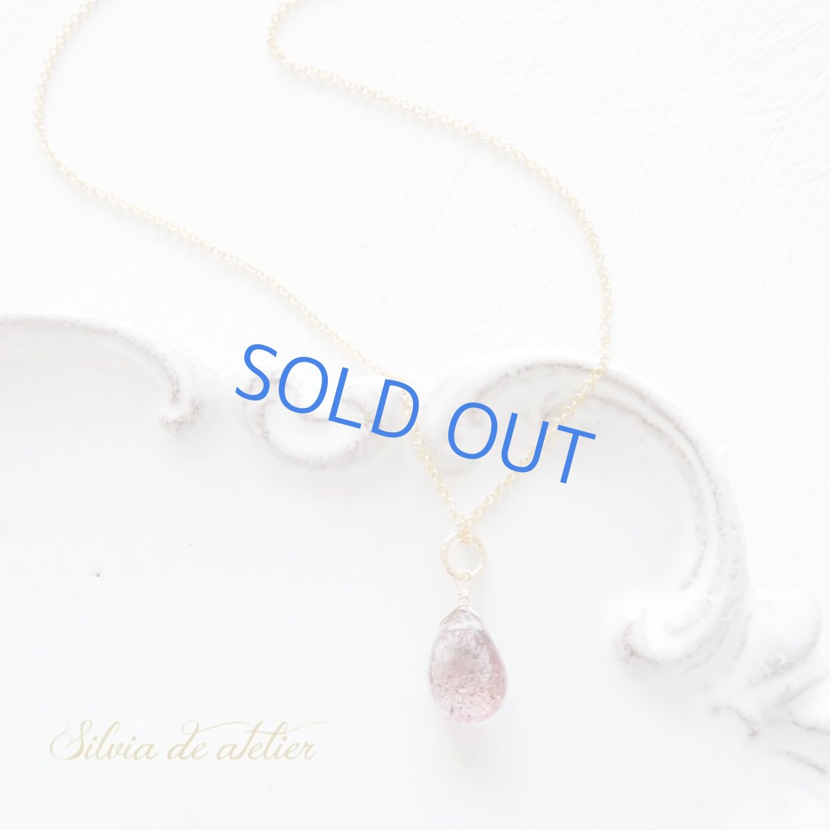 画像4: 【1点もの・レッドブラックD】AAAエレスチャルクォーツ ペアシェイプ 14kgfチェーンネックレス  (4)