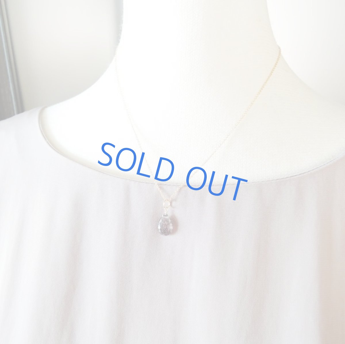 画像5: 【1点もの・レッドブラックD】AAAエレスチャルクォーツ ペアシェイプ 14kgfチェーンネックレス  (5)