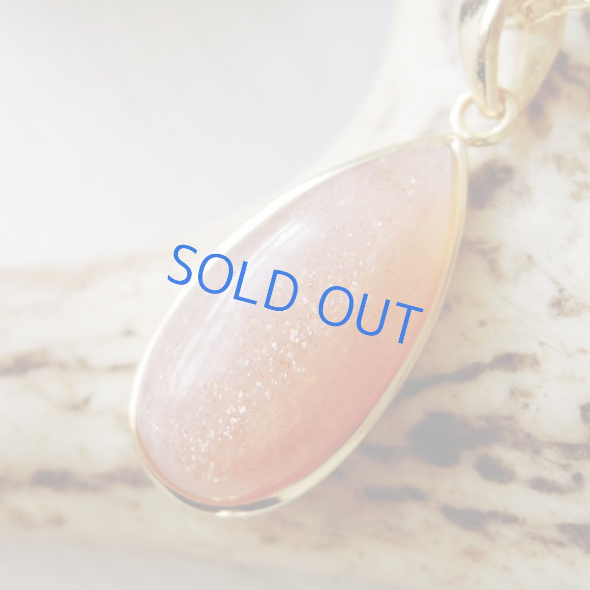 画像2: 残り1　サンストーンペアシェイプ　フレームペンダント　14kgf約50cmネックレス (2)