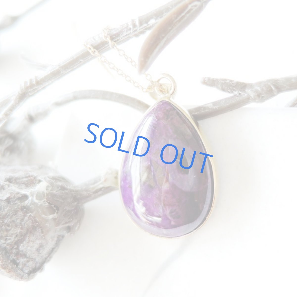 画像2: 【1点もの・C】スギライトAAA 大粒フレームペンダント 約50cm14kgfネックレス (2)