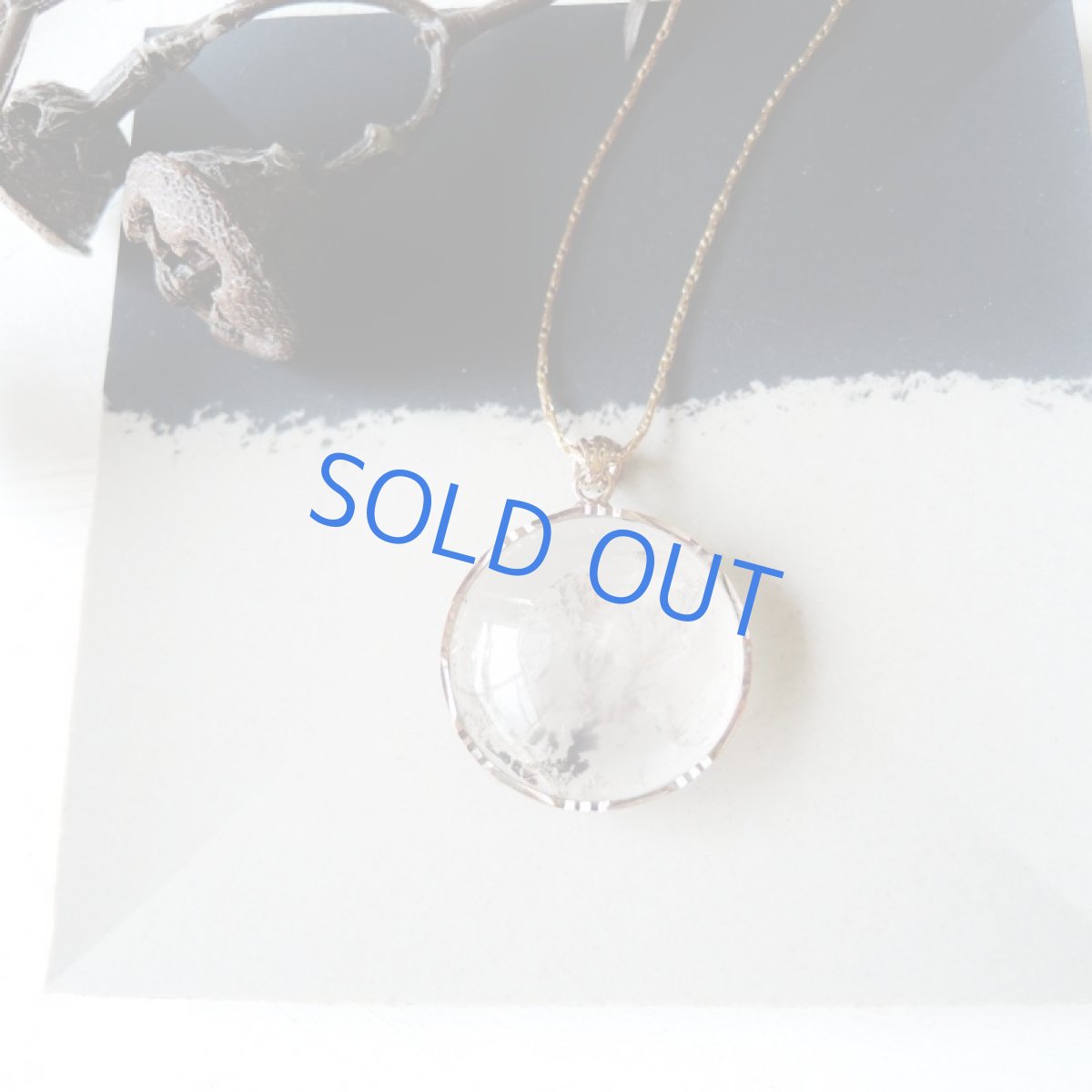 画像2: 【1点もの・ラウンド大粒】ブラジル産 デンドリティッククォーツ ペンダント vintageチェーンネックレス約60cm (2)