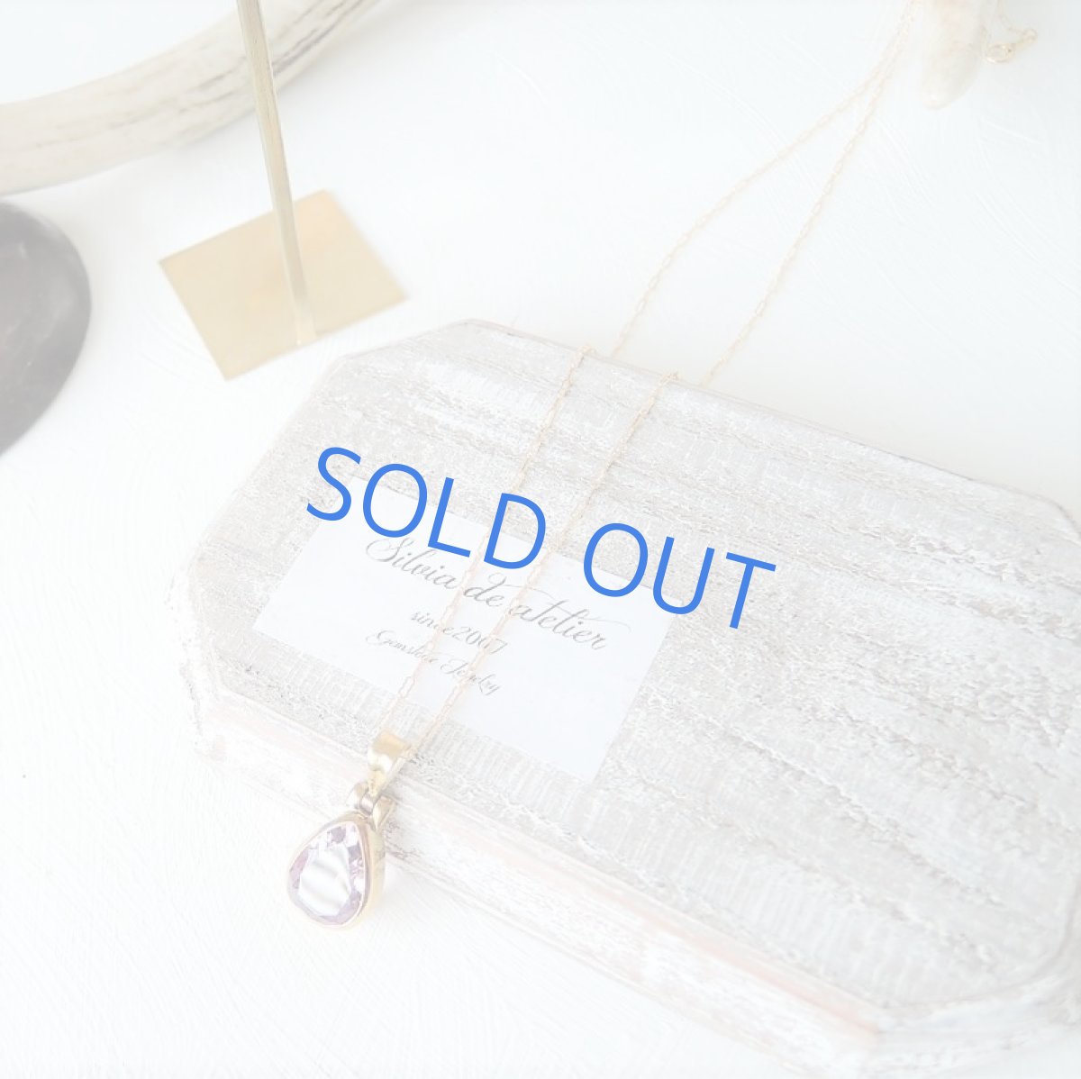 画像4: 【1点もの・Bティア】超大粒 宝石質 ボリビア産非加熱 AAAAアメトリン ジェム フレームペンダントネックレス (4)