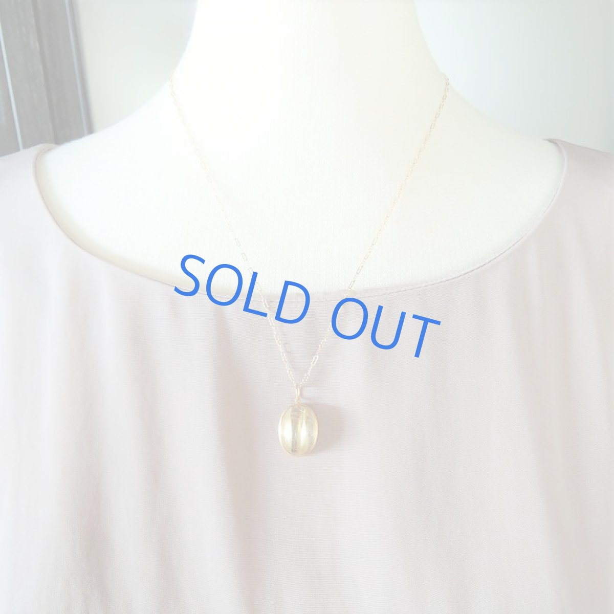 画像7: 1点もの　ブラジル産タイチンルチルクォーツ　マットフレームペンダント　14kgf約50cmネックレス (7)