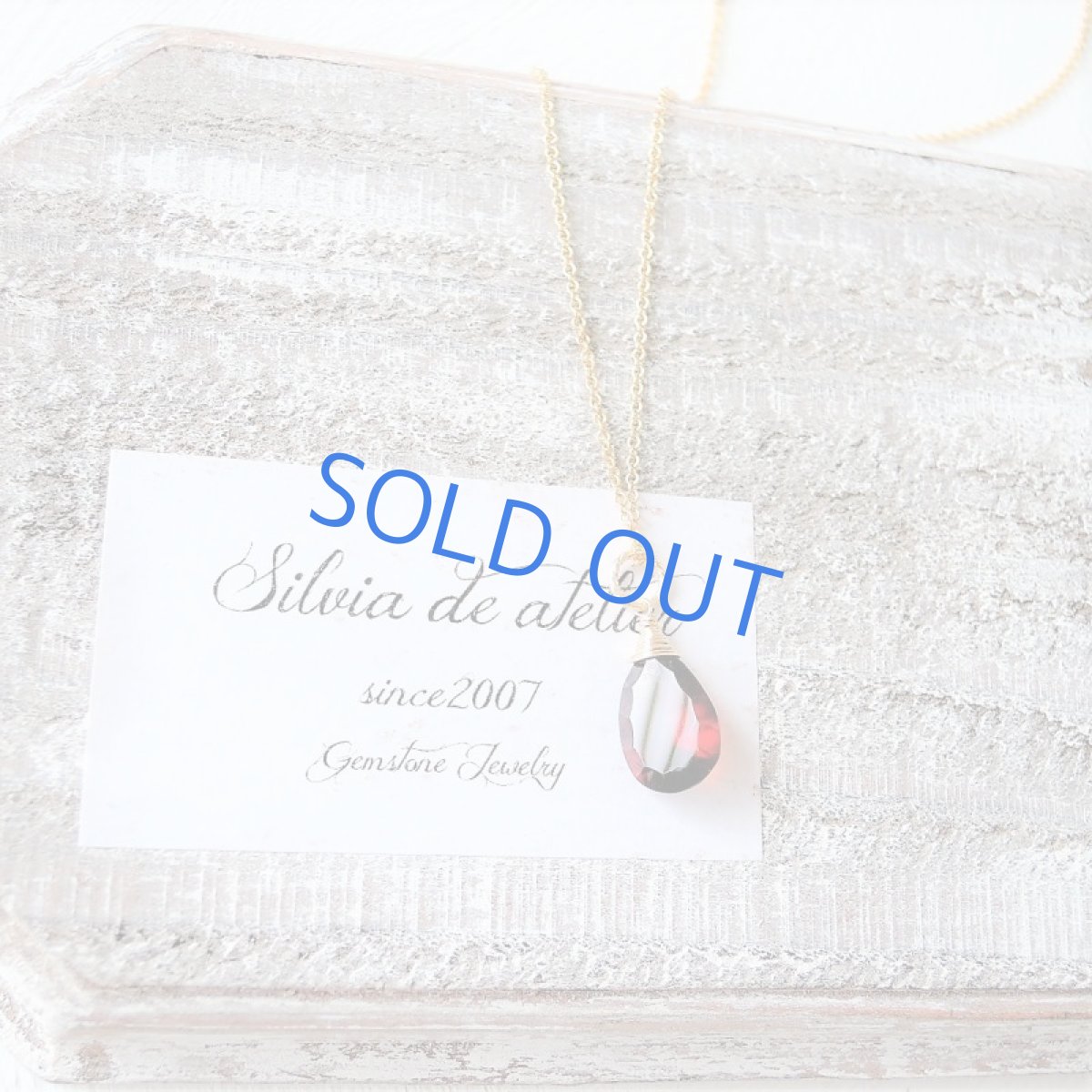 画像2: 【1点もの】ヘソナイトガーネット ペアシェイプコンケーブカット 約40センチ14kgfチェーンネックレス (2)