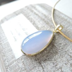 画像3: 【各1点もの・SELECT】超大粒　天然ブルーカルセドニー　ゴールド革コードネックレス (3)