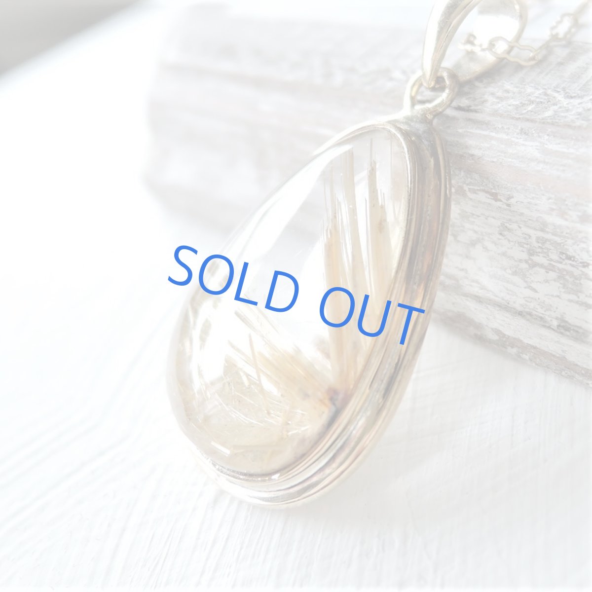 画像2: 【1点もの・A】ブラジル産タイチンゴールドルチルクォーツ　フレームペンダント　14kgf約50cmネックレス (2)