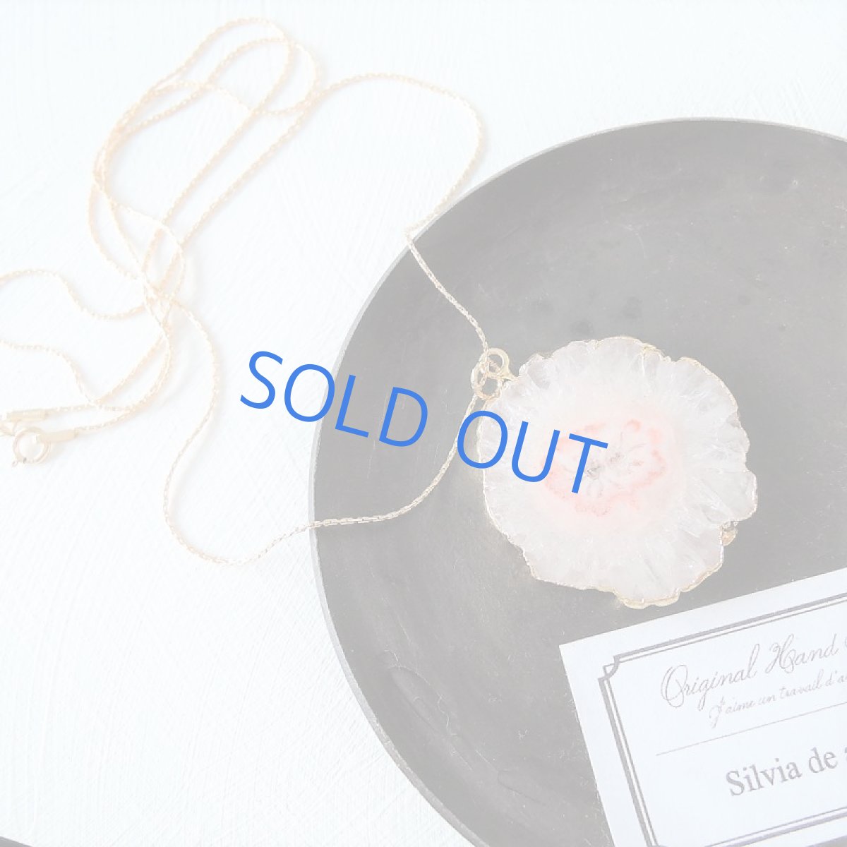 画像7: 【１点もの・大粒A】桜風　ピンク　ソーラークォーツ　約60cm　14kgfストリングスネックレス  (7)