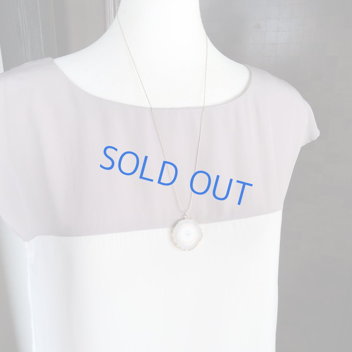 画像9: 【1点もの・大粒B】桜風 ピンク ソーラークォーツ 約60cm 14kgfストリングスネックレス  (9)