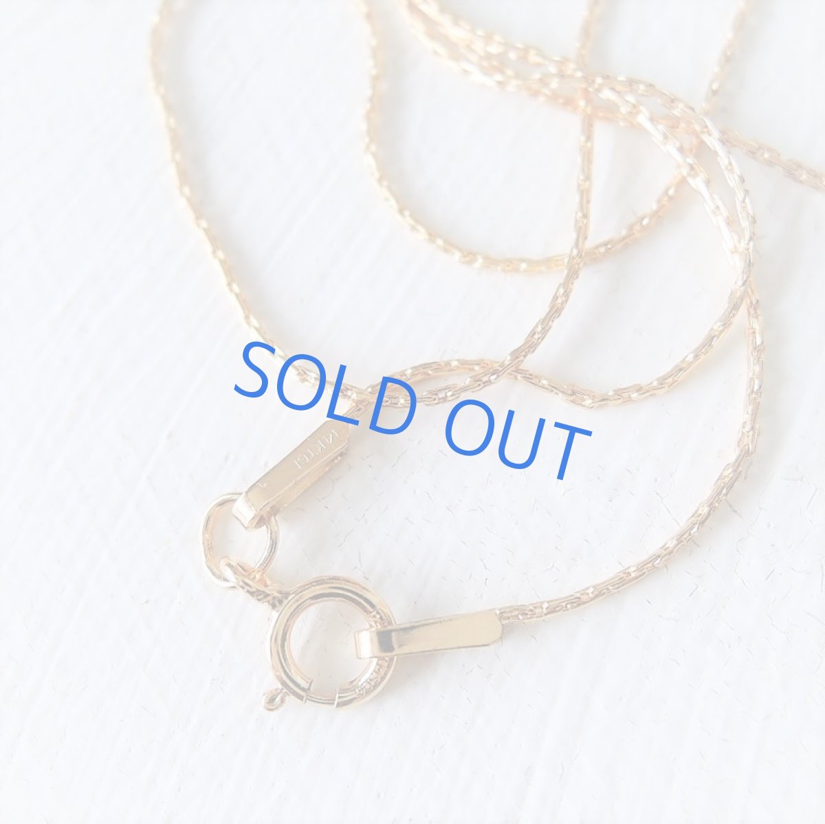 画像8: 【１点もの・大粒A】桜風　ピンク　ソーラークォーツ　約60cm　14kgfストリングスネックレス  (8)