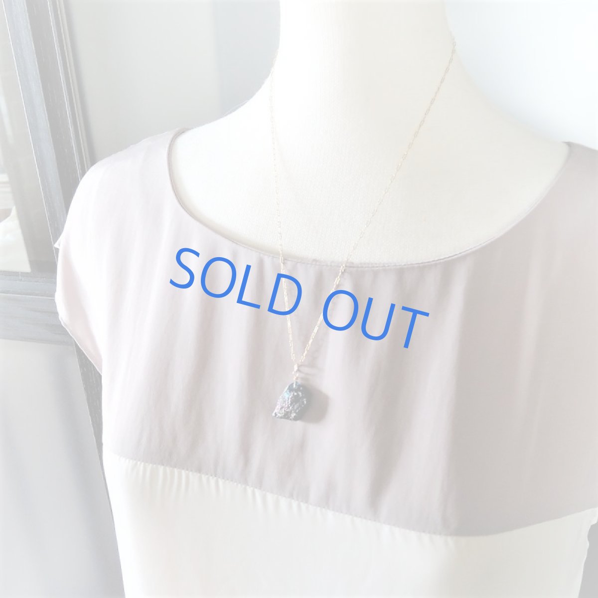 画像8: 【1点もの・ブルーE】希少! 古代ローマングラス カケラ 14kgf約50cmチェーンネックレス (8)