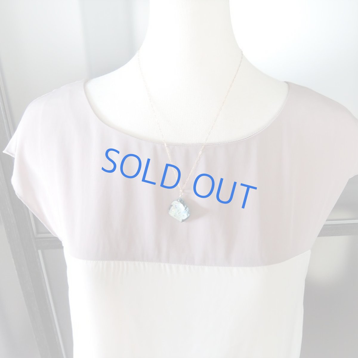 画像8: 【1点もの・ブルーC】希少！　古代ローマングラス　カケラ　14kgf約50cmチェーンネックレス (8)