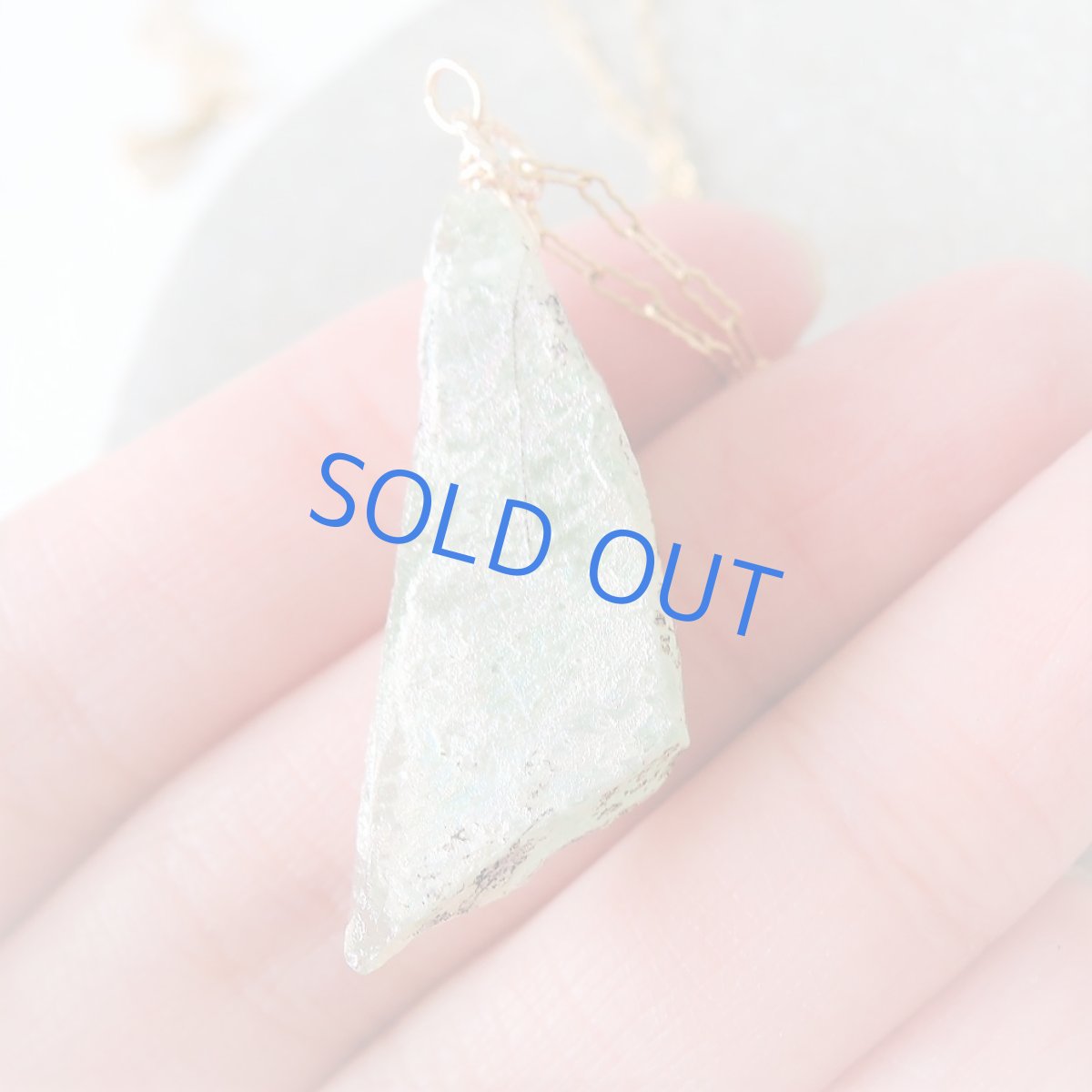 画像2: 【1点もの・ホワイトG】希少！　古代ローマングラス　カケラ　14kgf約50cmチェーンネックレス (2)