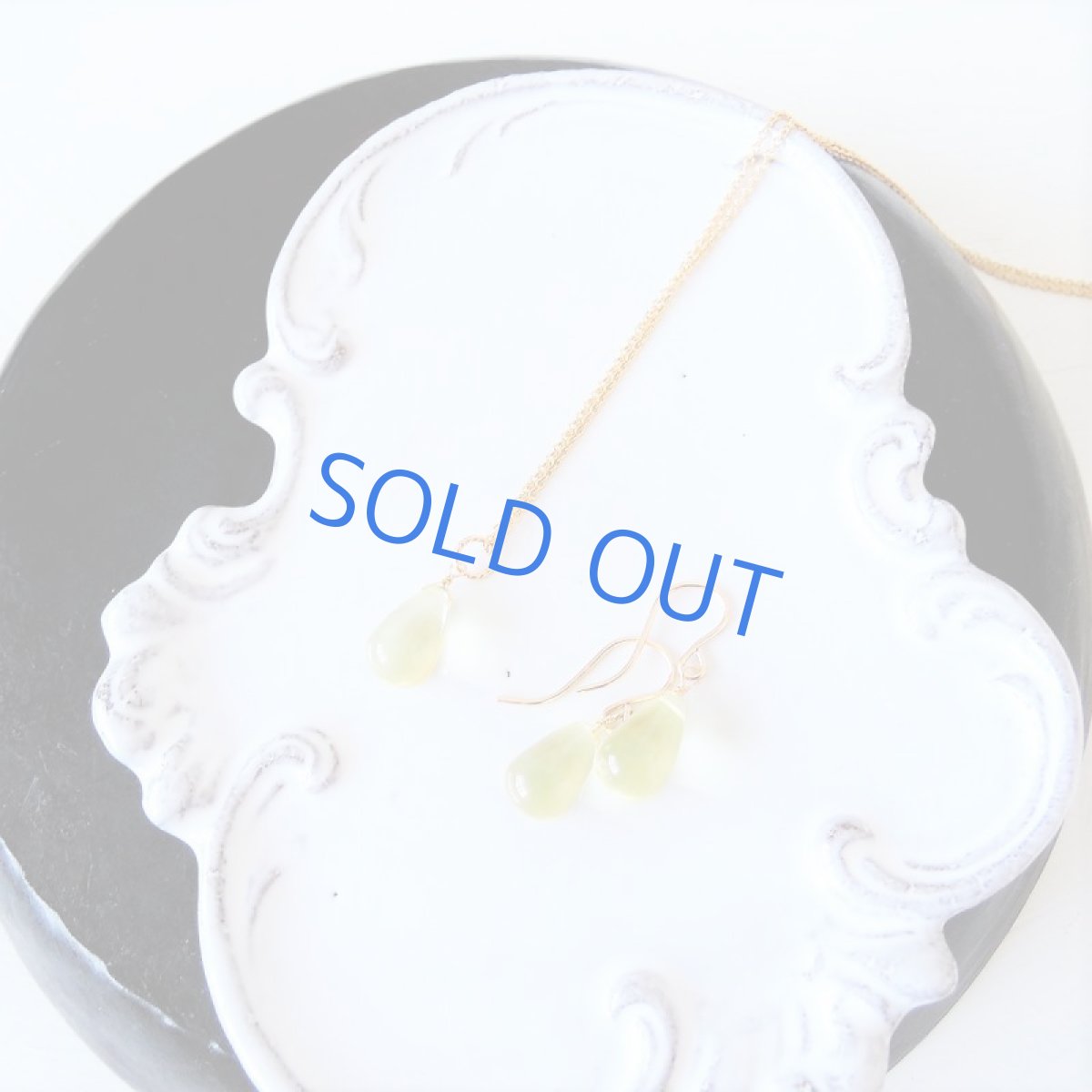 画像9: 【限定数のみ・イヤリング変更可】爽やか レモンクォーツ 大粒ドロップ 14kgfフックピアス (9)