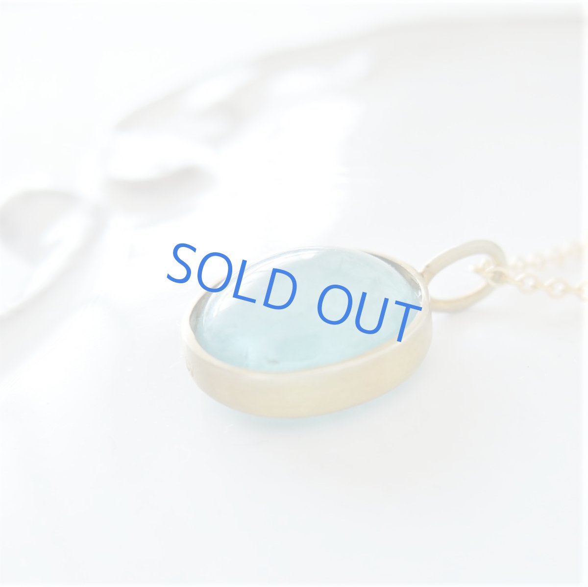 画像2: 【1点もの・A】世界十指の希少石　AAA　グランディディエライト　オーバルフレーム　14KGFネックレス40cm (2)