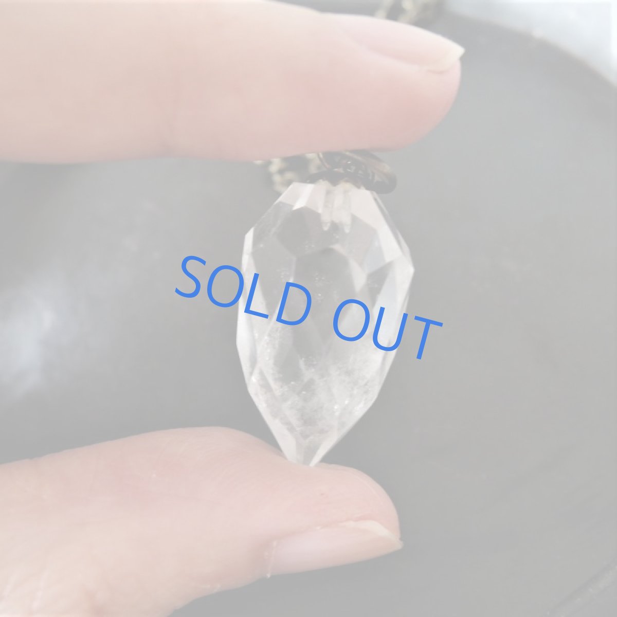 画像3: 【1点もの・アンティークゴールド】希少石!大粒 ヒマラヤンクリスタル ペンデュラム  真鍮デザインネックレス50cm (3)