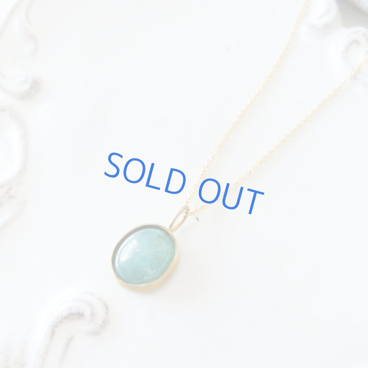 画像4: 【1点もの・C】世界十指の希少石 AAA グランディディエライト オーバルフレーム 14KGFネックレス40cm (4)