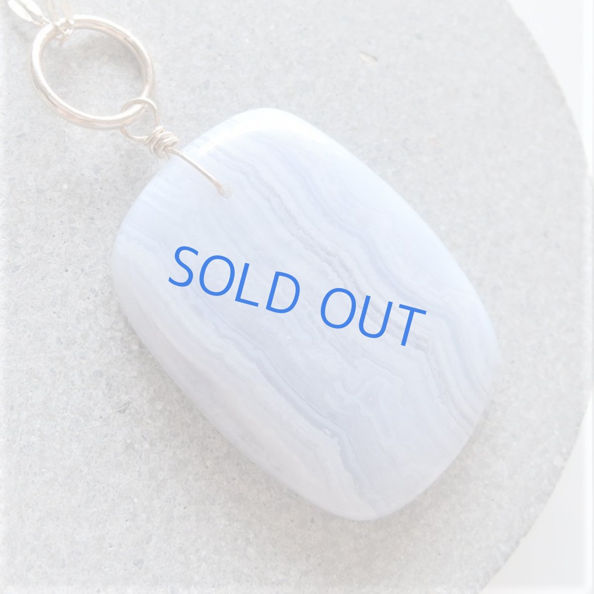 画像4: 【1点もの・C】超大粒ブルーレースアゲート　カーネリアン　14kgfチェーン約76cm (4)