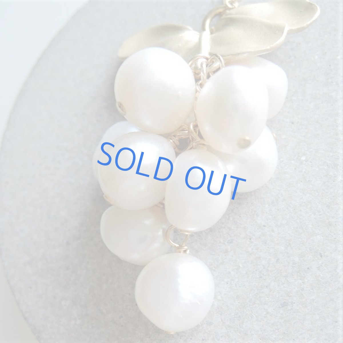 画像4: 【1点もの・アニバーサリー】淡水パールタッセル ゴールドメッキチェーンロングネックレス85cm (4)